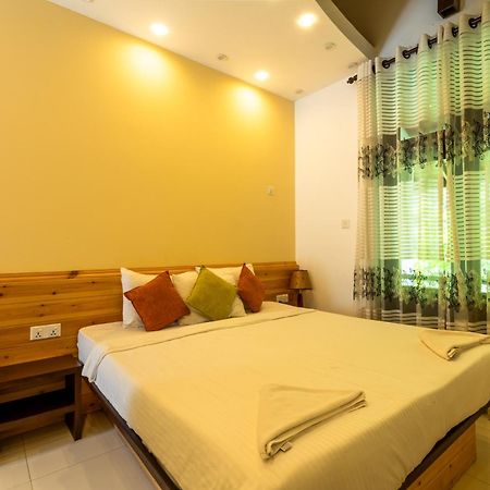 Hotel Bella Vista Anuradhapura Kültér fotó