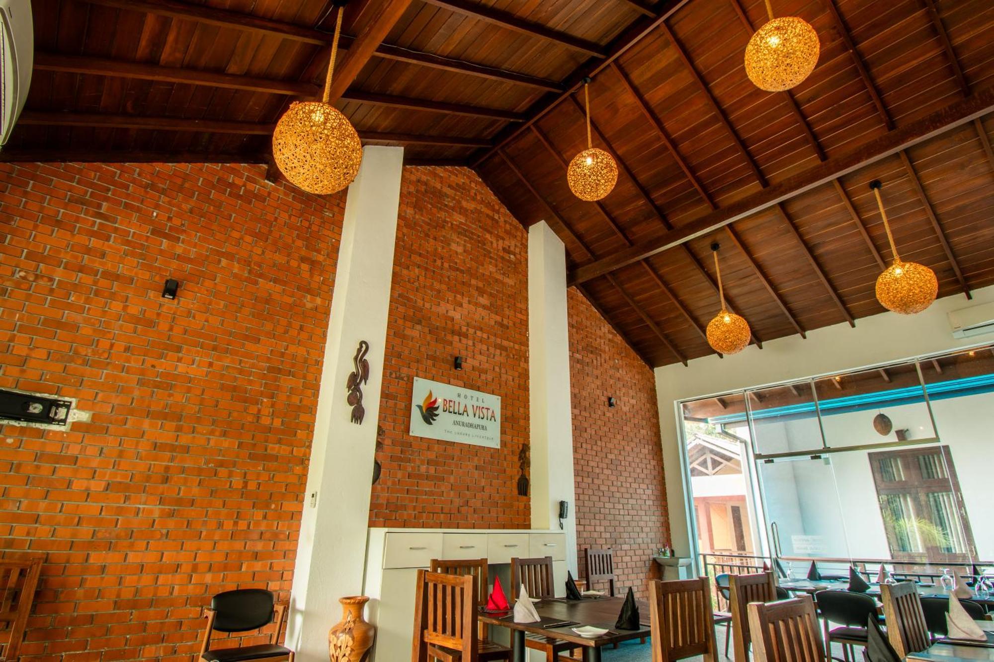Hotel Bella Vista Anuradhapura Kültér fotó