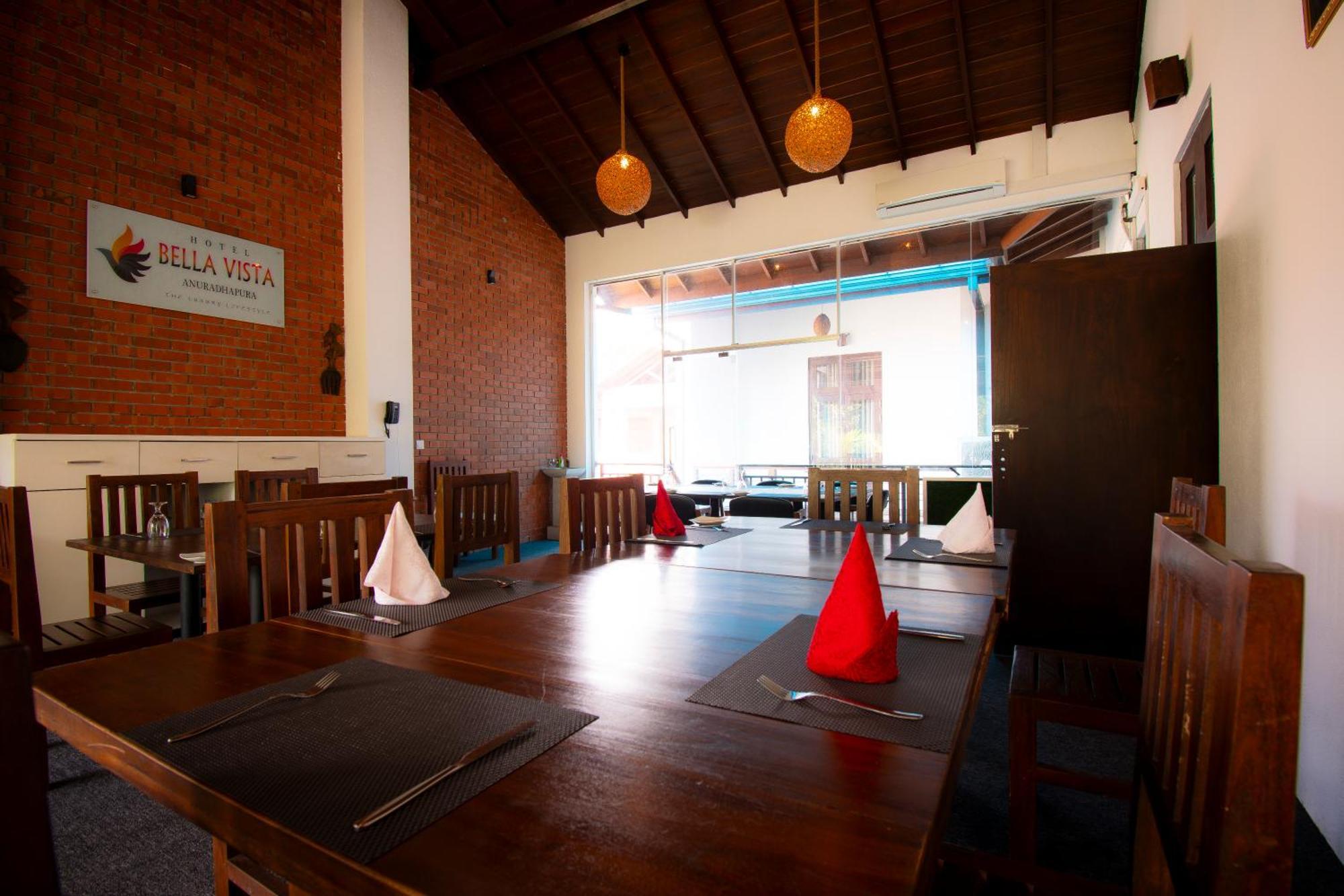 Hotel Bella Vista Anuradhapura Kültér fotó