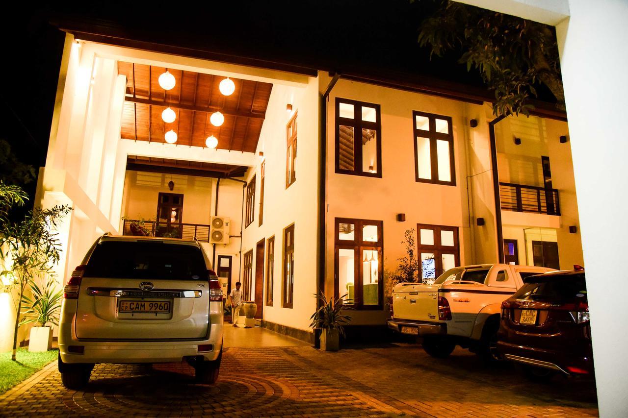 Hotel Bella Vista Anuradhapura Kültér fotó